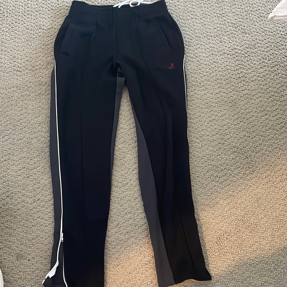 Twenty Montreal athlete pants